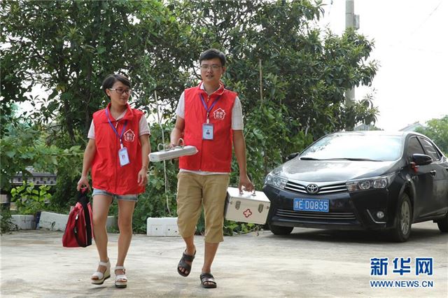#（图片故事）（1）浙江德清：夫妻家庭医生 扎根农村十余载