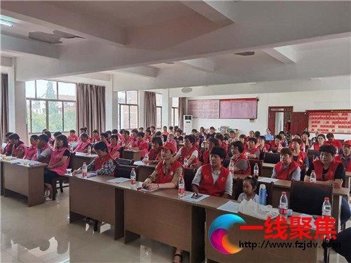 永康开展视觉2020关注普遍的眼健康第25个全国爱眼日宣传活动
