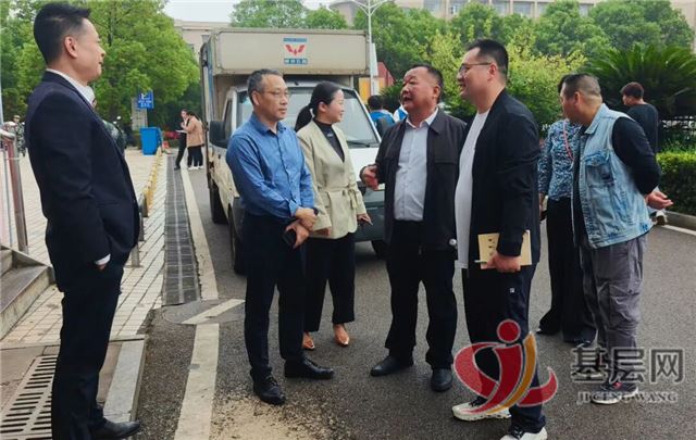 10124815299689960_137.jpg 10124815299689960_137.jpg