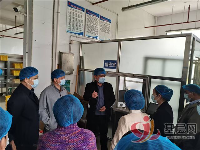 10105365854943004_137.jpg 10105365854943004_137.jpg