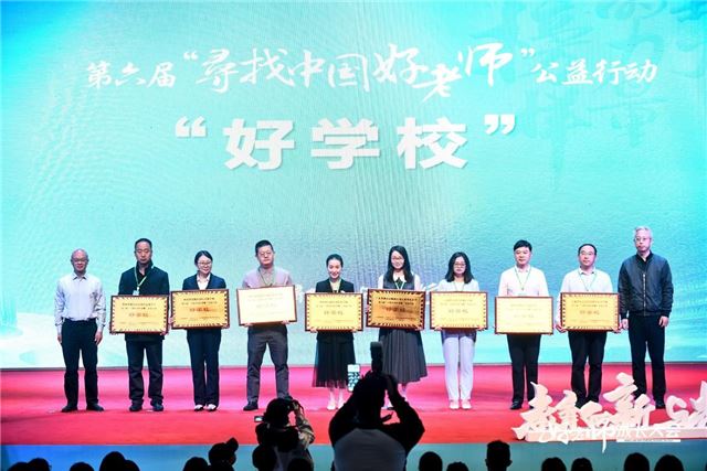 12120023483598889_84.jpg 12120023483598889_84.jpg