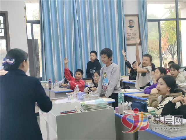 18313826006434335_75.jpg 18313826006434335_75.jpg