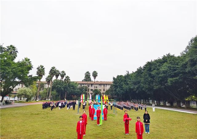 13492617517776272_140.jpg 13492617517776272_140.jpg