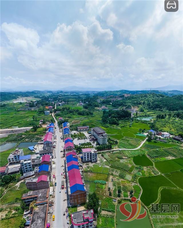 1028573608853656_75.jpg 1028573608853656_75.jpg