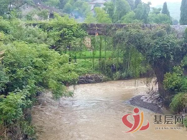 20100695566100306_75.jpg 20100695566100306_75.jpg