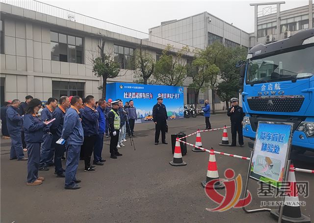 0903054178370417_137.jpg 0903054178370417_137.jpg