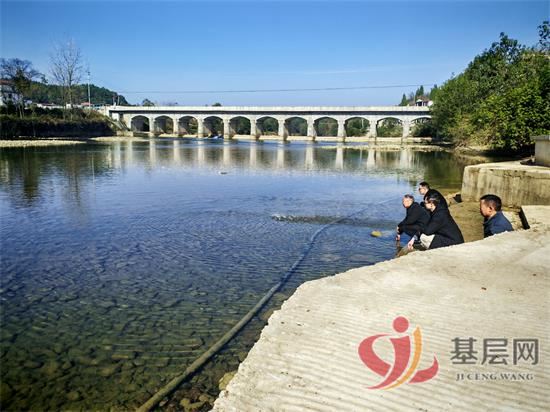 18350108268500235_92.jpg 18350108268500235_92.jpg