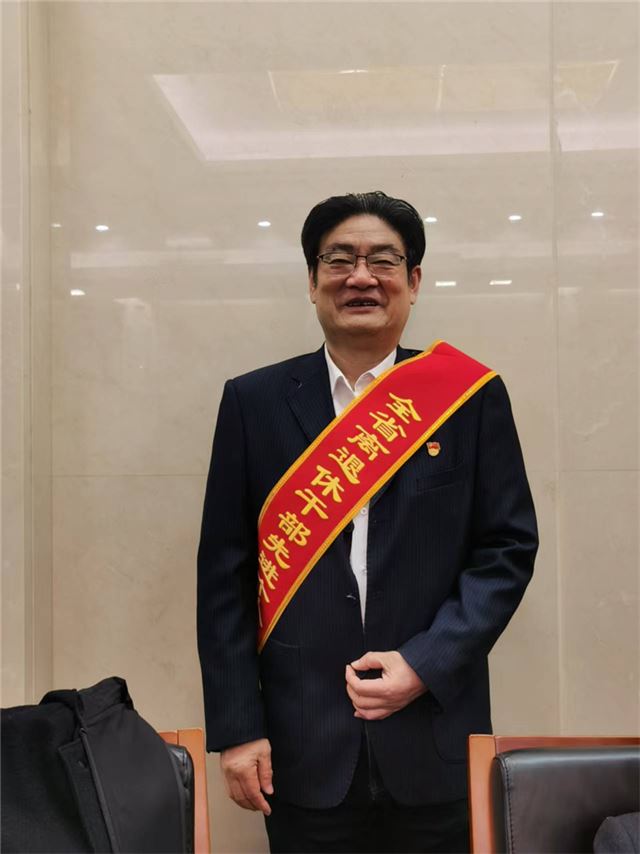 11401013033988617_83.jpg 11401013033988617_83.jpg